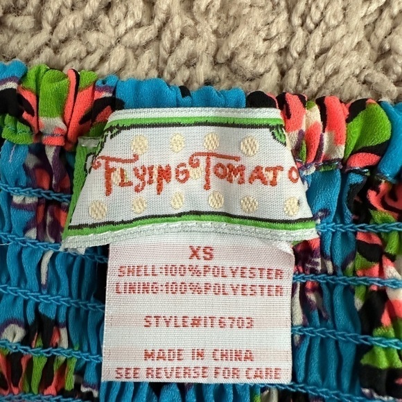 Flying Tomato Neon Geometric Crop Top - Picture 7 of 8